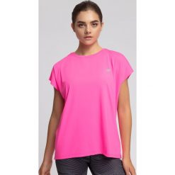 Koszulka treningowa damska TSDF207 - różowy neon. T-shirty damskie marki 4f. W wyprzedaży za 59.99 zł.