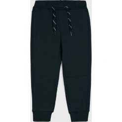 Name it - Spodnie dziecięce 92-122 cm. Spodnie materiałowe dla chłopców marki Name it. W wyprzedaży za 49.90 zł.