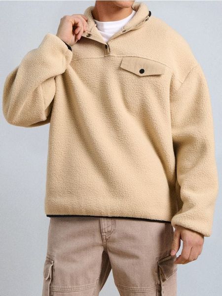 Bluza crewneck - beżowy. Brązowe bluzy męskie Sinsay, l, bez wzorów, bez kaptura. Za 37.99 zł.