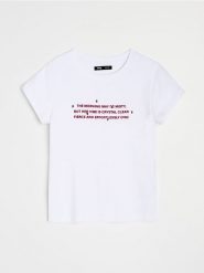 Bawełniana koszulka z krótkim rękawem i błyszczącymi aplikacjami - kremowy. Białe t-shirty damskie Sinsay, l, z aplikacjami, z bawełny, bez kołnierzyka. Za 19.99 zł.