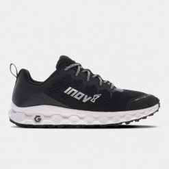 Buty do chodzenia męskie Inov-8 Parkclaw G 280. Białe buty sportowe męskie Inov-8, z gumy, bez zapięcia, do biegania. Za 569.99 zł.