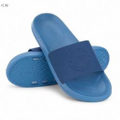 4f Klapki 4FWAW26FSLIM040 31S. Klapki damskie 4f, bez wzorów, sportowe, bez obcasa. Za 47.82 zł.