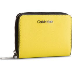 Mały Portfel Damski CALVIN KLEIN - Avant Medium Zip Wallet K60K605097 315. Portfele damskie marki Calvin Klein. Za 249.00 zł.