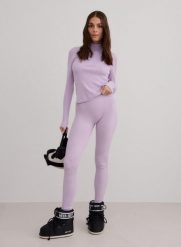 Damskie legginsy prążkowane, wełniane, z wysokim stanem fioletowe. Czerwone bielizna termoaktywna damska Aim'n, m, bez wzorów, z dzianiny. Za 202.80 zł.