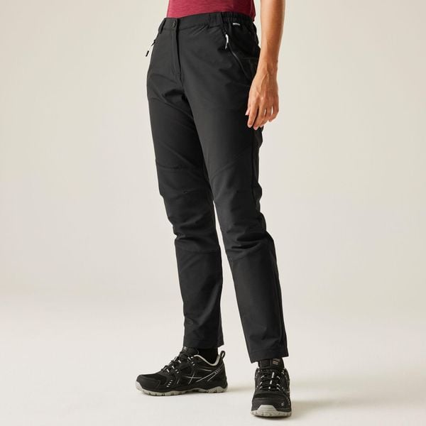 Damskie spodnie trekkingowe ze streczem Questra V. Czarne spodnie sportowe damskie Regatta, bez wzorów, z tkaniny, trekkingowe. Za 199.99 zł.