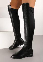 Czarne Ocieplane Kozaki Muszkieterki na Płaskiej Podeszwie Temirion. Czarne kozaki damskie Born2be, z jeansu, bez obcasa, na płaskiej podeszwie. Za 139.99 zł.