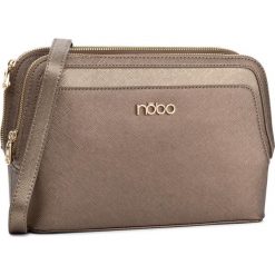 Torebka NOBO - BAG-D3090-C017 Brązowy. Listonoszki damskie marki Nobo. W wyprzedaży za 129.00 zł.