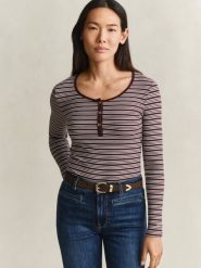 Gant koszulka z długim rękawem Kobiety wiskoza lila, M. T-shirty damskie GANT, m, bez wzorów, z wiskozy, bez kołnierzyka. Za 499.95 zł.