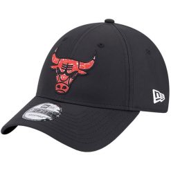 Czapka z daszkiem męska NBA 9FORTY Chicago Bulls Cap. Czarne czapki i kapelusze męskie New Era, na lato, bez wzorów, z materiału, sportowe. Za 129.99 zł.