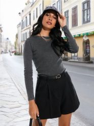 Koszulka z długimi rękawami - szary. Szare t-shirty damskie Sinsay, l, bez wzorów, z materiału, bez kołnierzyka. W wyprzedaży za 14.99 zł.
