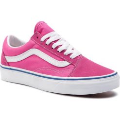 Tenisówki VANS - Old Skool VN0A38G1VRL1 (Suede/Canva) Carmine Ro. Czerwone półbuty damskie Vans, bez wzorów, z gumy, bez obcasa, na płaskiej podeszwie, bez zapięcia. W wyprzedaży za 219.00 zł.