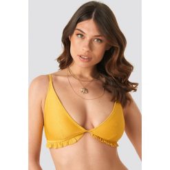 NA-KD Swimwear Ribbed Flounce Bikini Top - Yellow. Bikini damskie marki NA-KD Swimwear. Za 60.95 zł.