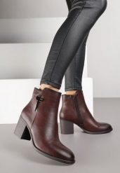 Bordowe Botki na Obcasie Typu Słupek z Metalowym Zdobieniem Hanilena. Czerwone botki damskie Renee, z jeansu, eleganckie, bez obcasa, na obcasie, bez zapięcia. Za 179.99 zł.