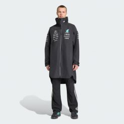 Parka Mercedes - Amg Petronas Formula 1 Team Engineers Rain. Czarne parki męskie Adidas, bez wzorów, bez kaptura. Za 1,299.00 zł.