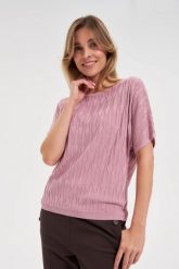 Sweter z krótkimi rękawami różowy. Czerwone swetry damskie MOODO, l, bez wzorów, z poliesteru, bez kołnierzyka, bez ramiączek, krótkie, bez kaptura. Za 99.99 zł.