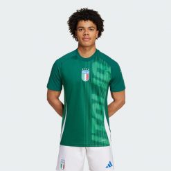 Koszulka Italy Pre-Match. Zielone koszulki sportowe męskie Adidas, xl, bez wzorów, z dzianiny, bez kołnierzyka, bez ramiączek, na fitness i siłownię. Za 305.99 zł.