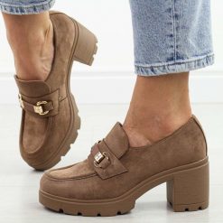Khaki zamszowe mokasyny damskie na słupku Potocki 12552. Brązowe mokasyny damskie POTOCKI, z jeansu, eleganckie. Za 179.00 zł.