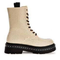 Trapery Guess. Brązowe śniegowce i trapery damskie Guess. Za 929.99 zł.