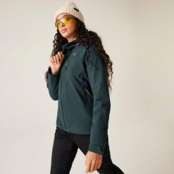 Damska kurtka Torrek 2.0 Mountain Series. Niebieskie kurtki sportowe damskie Dare 2b, bez wzorów, bez kaptura, trekkingowe. Za 449.99 zł.