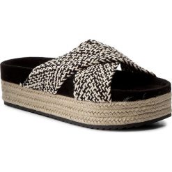 Espadryle PEPE JEANS - Rodeo Tape PLS90228 Black 999. Białe klapki damskie Pepe Jeans, bez wzorów, z jeansu, bez obcasa, bez zapięcia. W wyprzedaży za 149.00 zł.