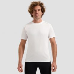 Funkcjonalna koszulka męska Rogelli PROMOTION. Białe koszulki sportowe męskie Rogelli, m, bez wzorów, bez kołnierzyka, bez ramiączek, na fitness i siłownię. W wyprzedaży za 40.00 zł.