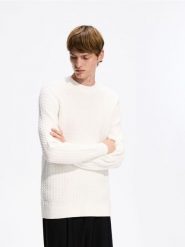 Strukturalny sweter z bawełny - biały. Białe swetry przez głowę męskie Reserved, l, bez wzorów, z bawełny, bez kołnierzyka. Za 139.99 zł.