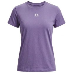 Koszulka Under Armour Ua Rival Core Ss Damskie. Fioletowe koszulki sportowe damskie Under Armour, s, bez wzorów, z bawełny, bez kołnierzyka, bez ramiączek. Za 225.99 zł.