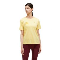 Koszulka Peak Performance damska Explore Graphic Tee żółta - L. Żółte koszulki sportowe damskie Peak Performance, l, bez wzorów, bez kołnierzyka, bez ramiączek. W wyprzedaży za 189.00 zł.