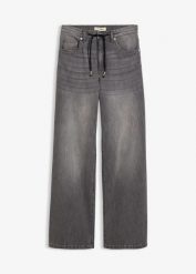 Luźne jeansy, high waist. Niebieskie jeansy damskie bonprix, z podwyższonym stanem. Za 142.99 zł.