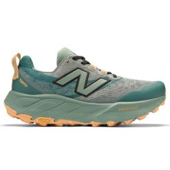 Buty męskie New Balance Fresh Foam X Hierro v9 MTHIERO9 – zielone. Zielone buty sportowe męskie New Balance, z gumy, bez zapięcia, do biegania. Za 729.99 zł.