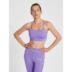 Damski usztywniany biustonosz sportowy Hummel MT Chipo. Fioletowe obuwie sportowe damskie Hummel, bez wzorów, na fitness i siłownię. Za 188.50 zł.