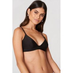 FAYT Góra od bikini Eli - Black. Bikini damskie marki FAYT, z haftami. W wyprzedaży za 26.99 zł.