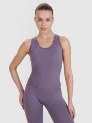 4F Top treningowy slim bezszwowy damski 4F x Anna Lewandowska - fioletowy S/M. Fioletowe koszulki sportowe damskie 4f, m, bez wzorów, z dzianiny, bez kołnierzyka, bez ramiączek, do biegania. Za 99.99 zł.