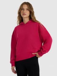 4F Bluza dresowa nierozpinana z kapturem damska - różowa XXL. Czerwone bluzy sportowe damskie 4f, uniwersalny, bez wzorów, z bawełny, z kapturem. Za 159.99 zł.