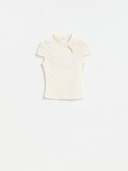 Bluzka z łezką przy dekolcie - złamana biel. Bluzki damskie Reserved, l, bez wzorów, z dzianiny, bez kołnierzyka, bez ramiączek. Za 69.99 zł.