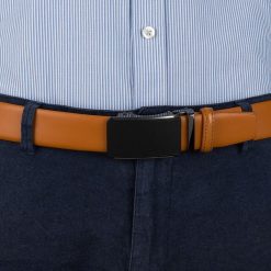 Pasek męski skórzany 3,5 cm klamra automatyczna Beltimore camelowy 02-594 : Kolory - brązowy, beżowy, Rozmiar pasków - r.110-125 cm. Brązowe paski damskie bez wzorów, ze skóry, wizytowe. Za 64.99 zł.