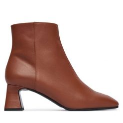 Botki Pollini. Brązowe botki damskie Pollini, bez obcasa, na słupku, bez zapięcia. Za 1,959.00 zł.