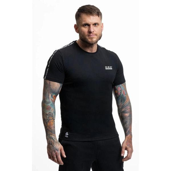 T-Shirt bawełniany Premium z lampasami Classic DBX Bushido. Czarne t-shirty męskie DBX BUSHIDO, bez wzorów, z bawełny, klasyczne, bez kołnierzyka. Za 109.99 zł.