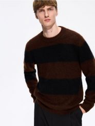 Sweter z dodatkiem moheru i wełny - wielobarwny. Swetry przez głowę męskie Reserved, l, bez wzorów, z dzianiny, bez kołnierzyka. Za 359.99 zł.