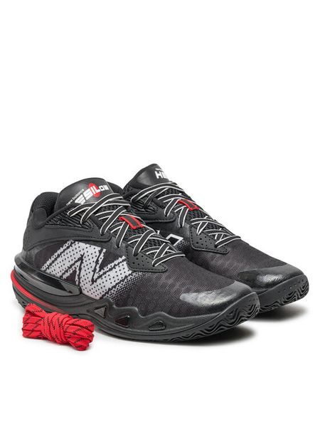 New Balance Buty do koszykówki BBHSLAT2 Czarny. Czarne buty sportowe męskie New Balance, ze skóry, bez zapięcia, do koszykówki. Za 299.99 zł.