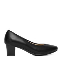 Czółenka Rieker. Czarne czółenka damskie Rieker, bez wzorów, bez obcasa, bez zapięcia. Za 339.99 zł.