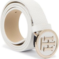 Pasek Damski TOMMY HILFIGER - Th Round Buckle Belt 3.0 AW0AW05366 75 104. Białe paski damskie Tommy Hilfiger, w paski, ze skóry. Za 279.00 zł.