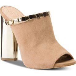 Klapki GUESS - Andrea2 FLANR2 SUE19 BEIGE. Klapki damskie marki Guess. W wyprzedaży za 339.00 zł.
