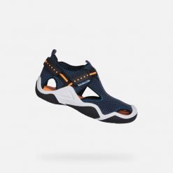 Trenerzy dla dzieci Geox Wader. Brązowe sandały chłopięce Geox, bez zapięcia. Za 249.99 zł.