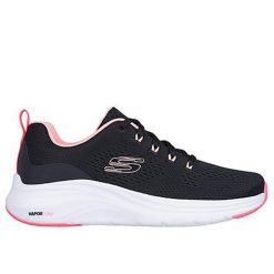 Buty na co dzień damskie SKECHERS VAPOR FOAM - FRESH. Białe obuwie sportowe damskie Skechers, bez wzorów, trekkingowe, Skechers Sport. Za 289.00 zł.