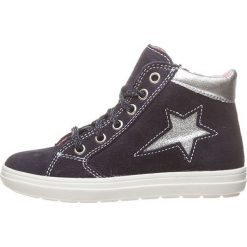 Skórzane sneakersy w kolorze granatowym. Trampki i tenisówki dziewczęce Richter. W wyprzedaży za 162.95 zł.