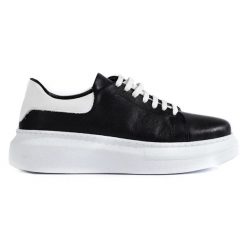 Czarne klasyczne buty sportowe damskie T.Sokolski. Czarne obuwie sportowe damskie bez wzorów. Za 223.79 zł.