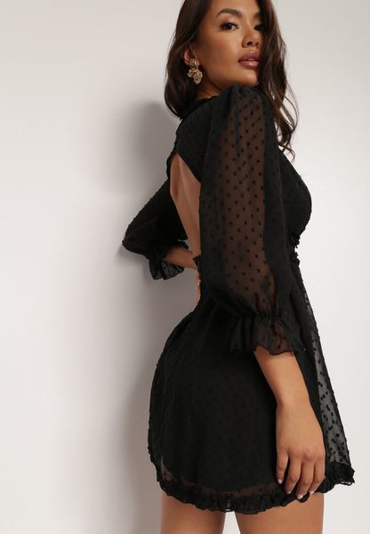 Czarna Sukienka Thelaia. Czarne sukienki damskie Renee, m, bez wzorów, z tkaniny, wizytowe, bez kołnierzyka, bez ramiączek, mini, kopertowe. Za 79.99 zł.