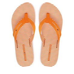 Japonki Tommy Hilfiger. Brązowe klapki damskie Tommy Hilfiger, bez wzorów, bez obcasa. Za 169.99 zł.