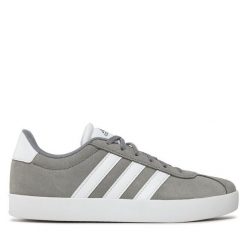 Sneakersy adidas. Czarne trampki i tenisówki chłopięce Adidas, bez wzorów, bez zapięcia. Za 169.99 zł.